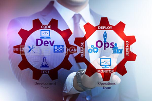 devOps軟件開發它的概念。